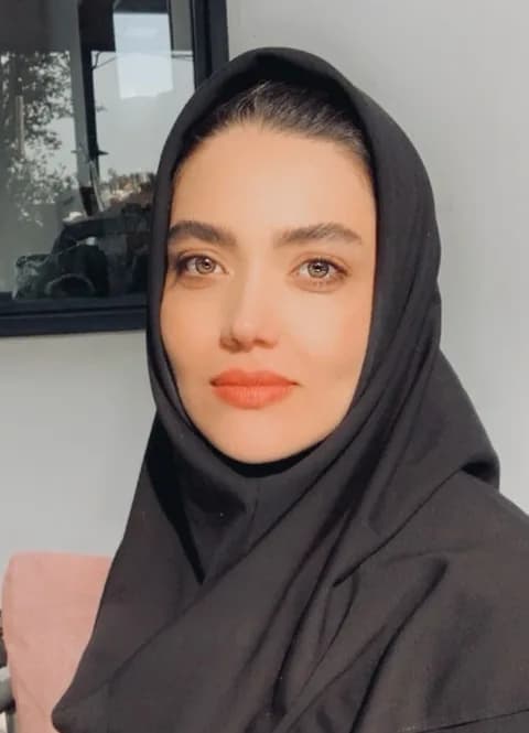 عکس دکتر نگار آرازشی